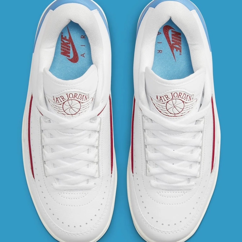 NEW Nike WMNS Air Jordan 2 Retro Low UNC to Chicago White Blue DX4401-164 SIZE 8 - Picture 2 of 7